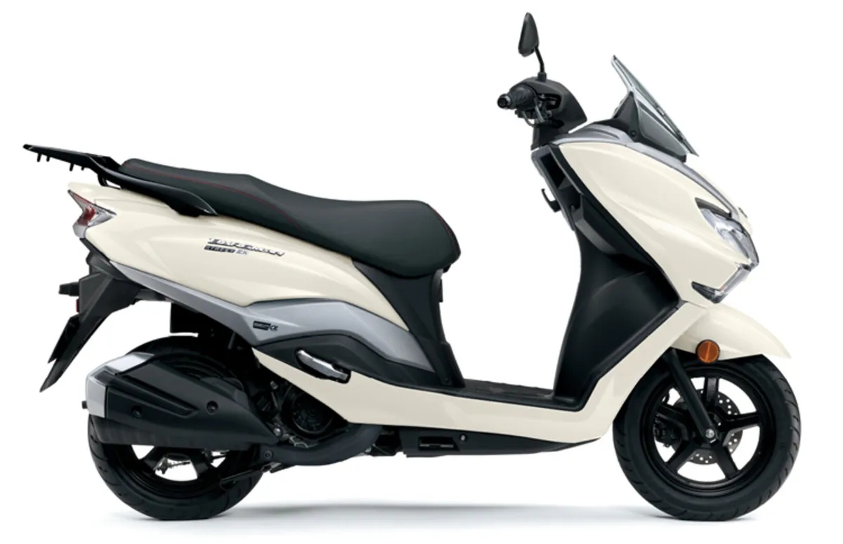 Suzuki Burgman 125 @ Megabikes - Image 2