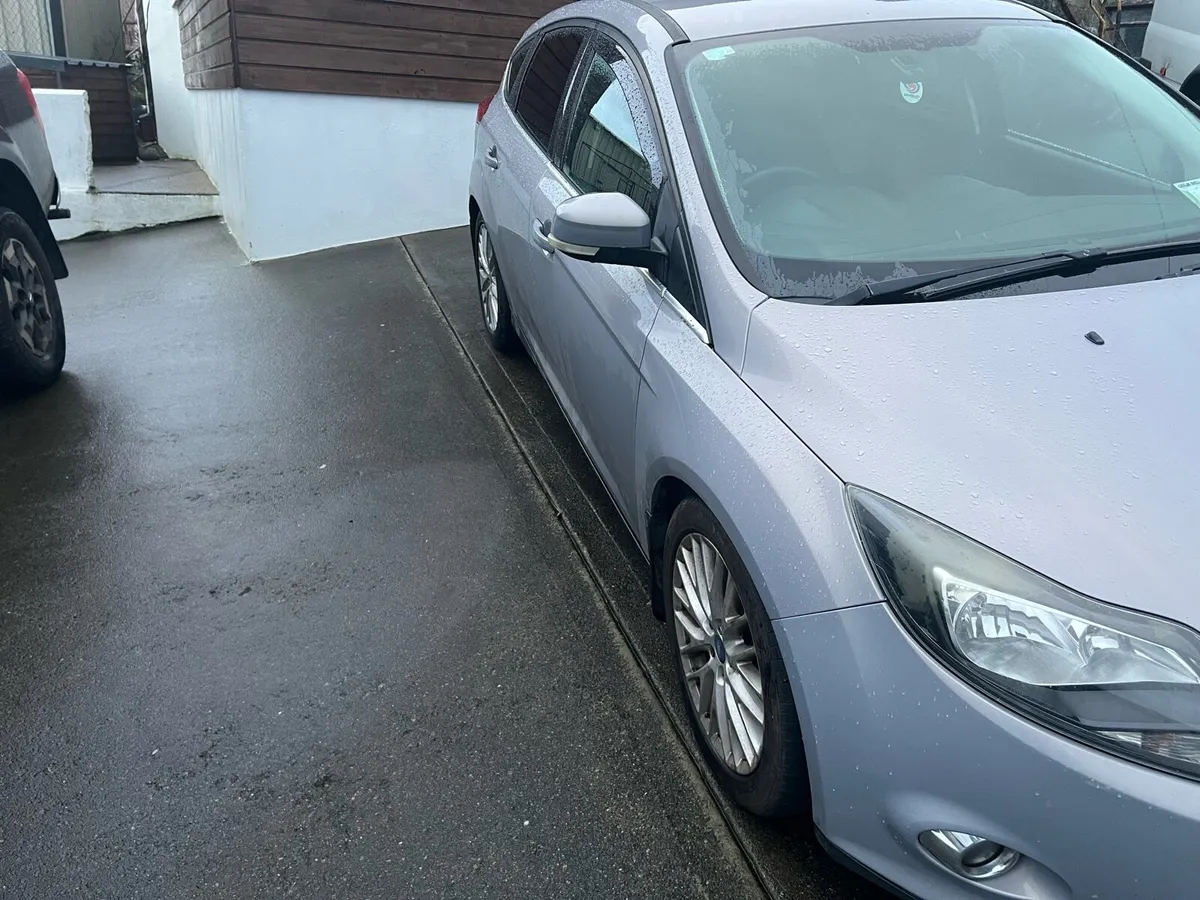 Ford focus - Image 2