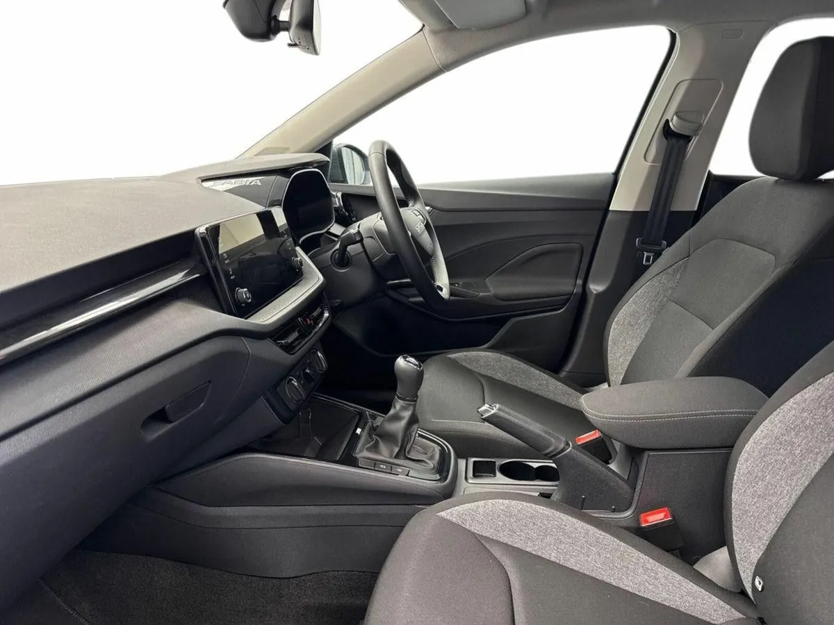 Skoda Fabia 1.0 ESSENCE *5.9% APR* €45 P/W ON PCP - Image 2