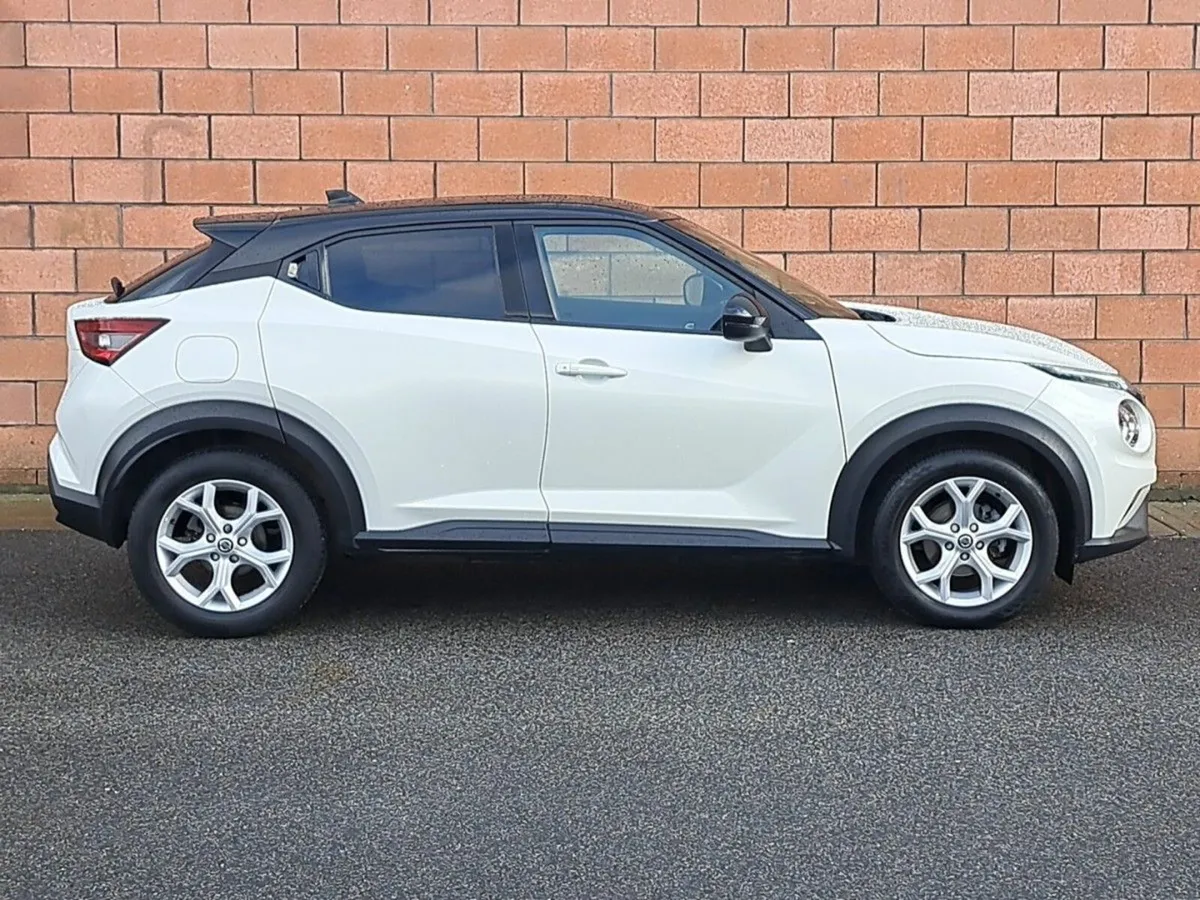 Nissan Juke SV Premium 1 litre Petrol with a Black - Image 4