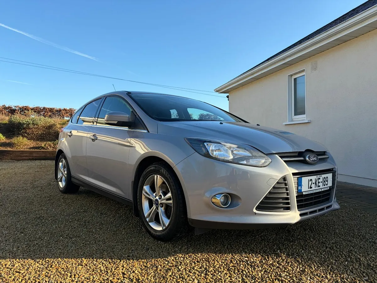 Ford Focus 2012 - Image 1