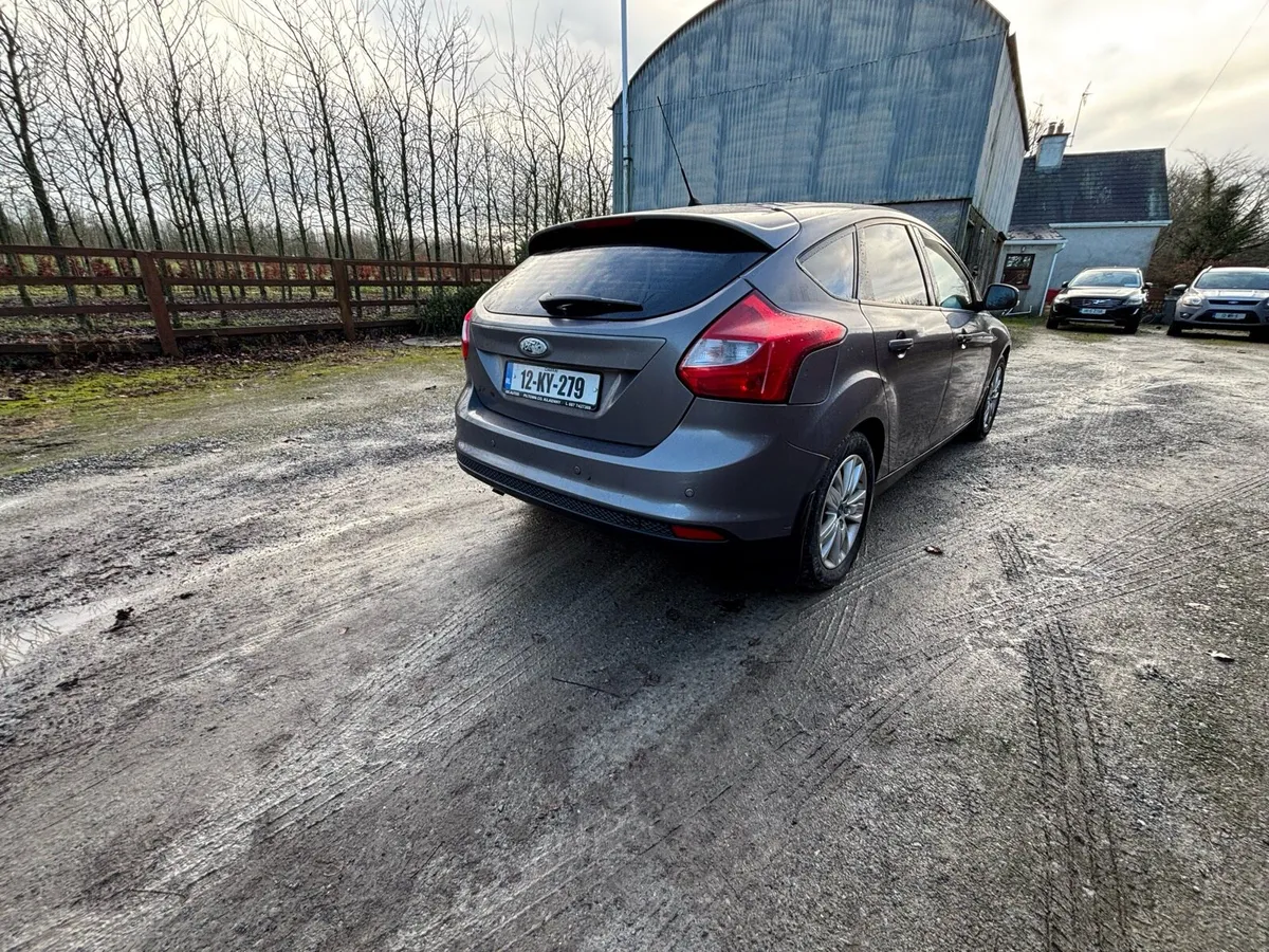 Ford Focus - Image 2