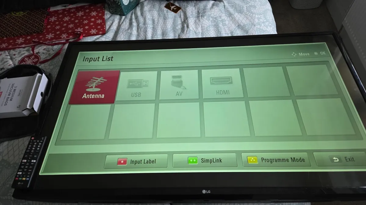 LG TV 49" LED backlit LCDin perfect working order. - Image 2