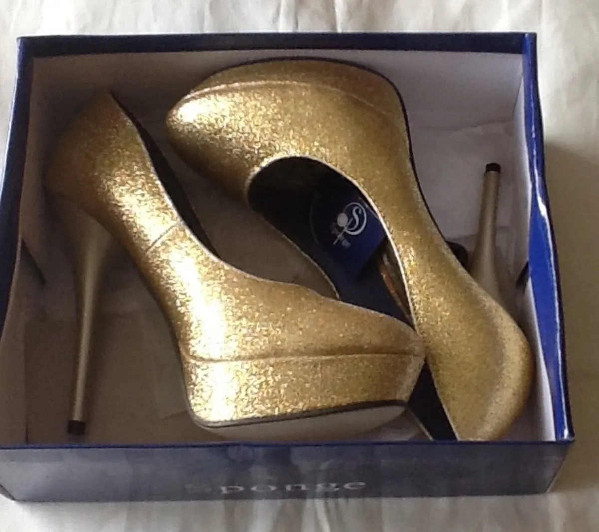 Ladies Shoes - Image 1