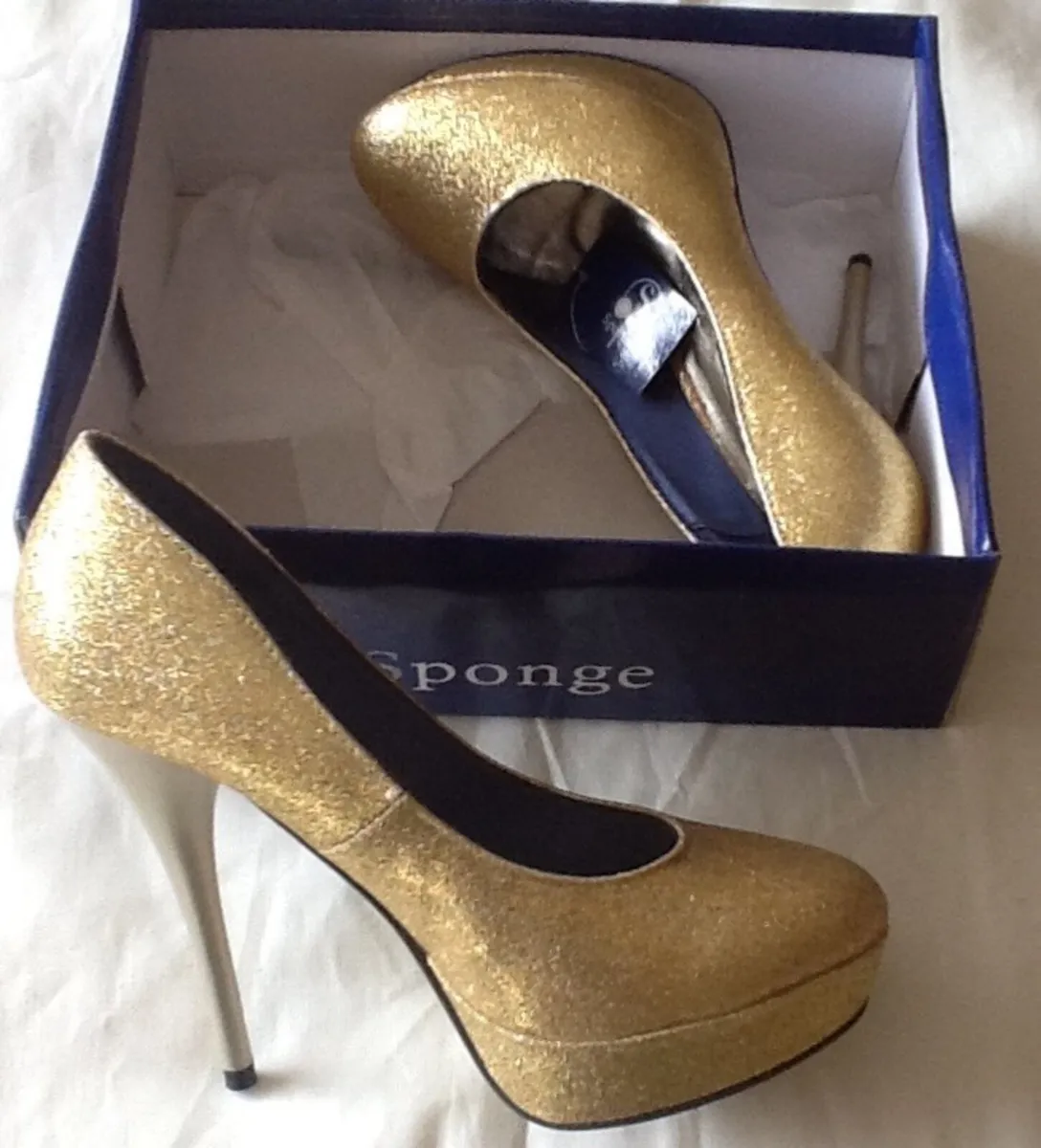 Ladies Shoes - Image 2