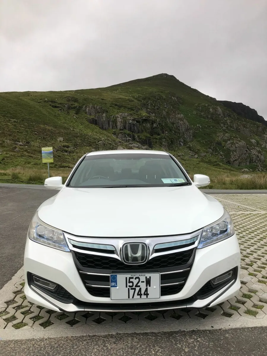 Honda Accord 2015 - Image 4