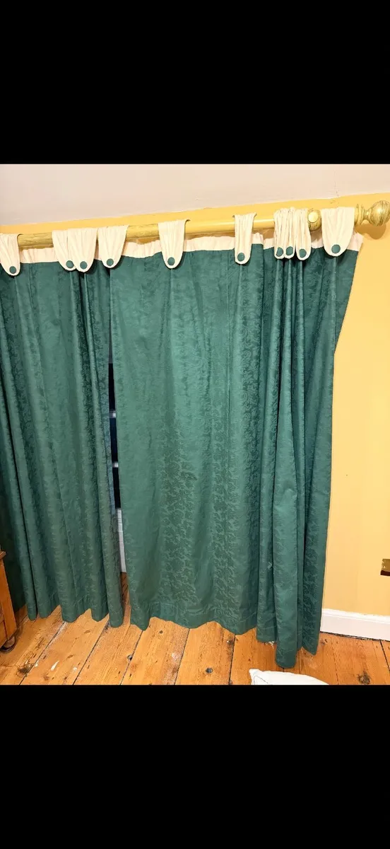 Vintage green lined curtains - Image 2
