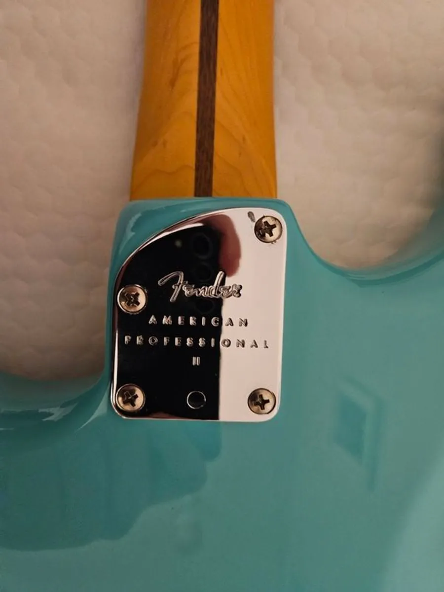 Fender American Professional II Stratocaster - Limited Edition Sea Foam Green w/ Matching Headstock - Image 3