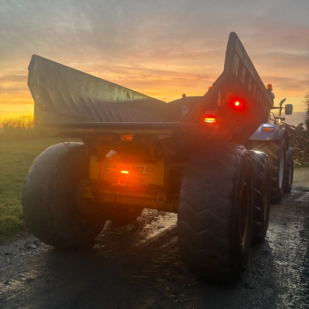 20 ton dumpTrailer - Image 1