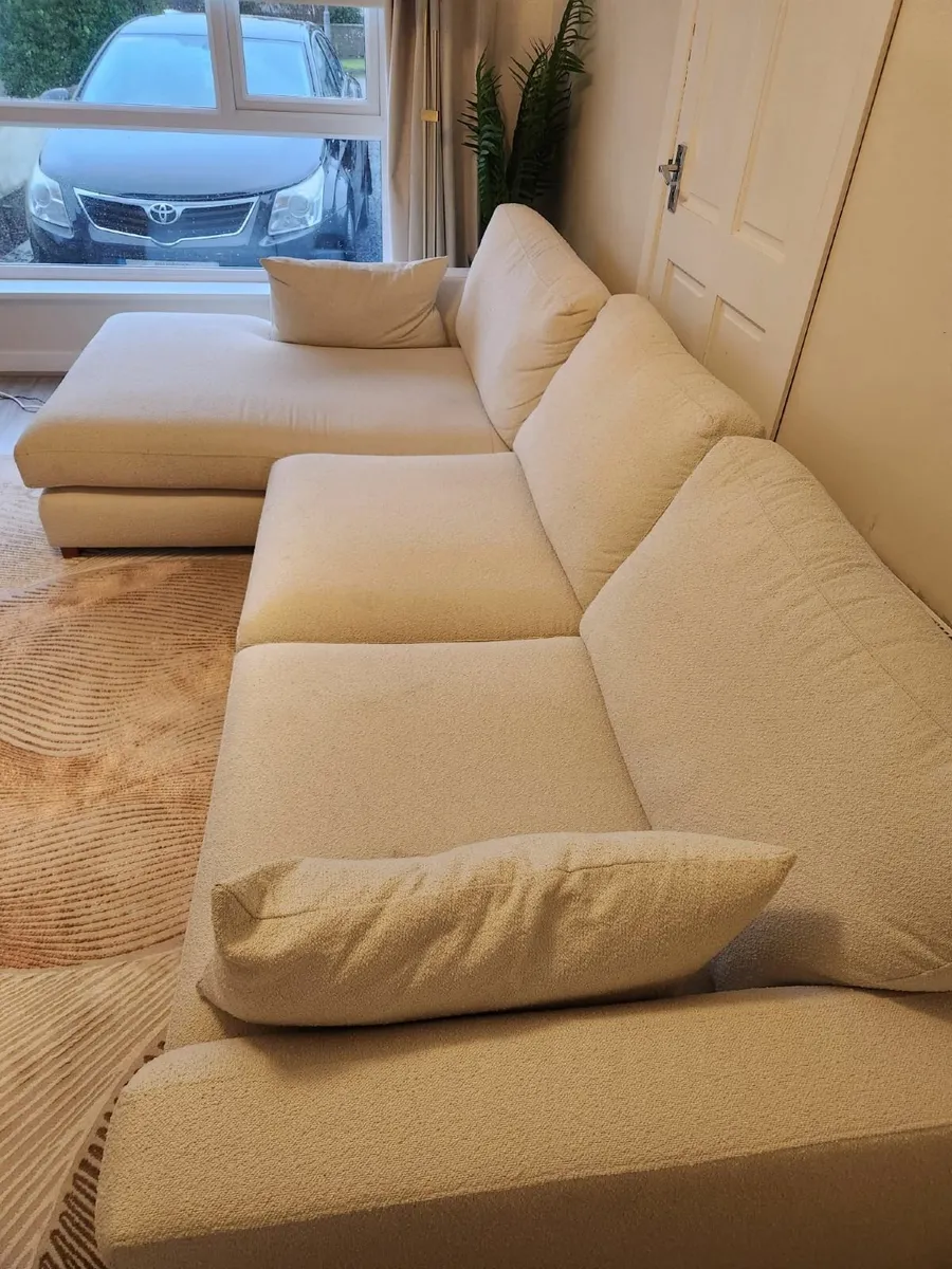 Sofa - Image 3