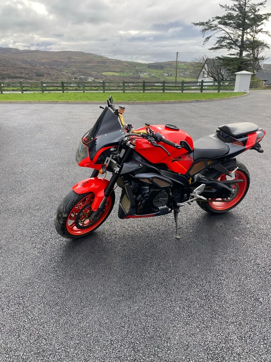 Aprillia 1000 rsv sale or swap for classic - Image 1
