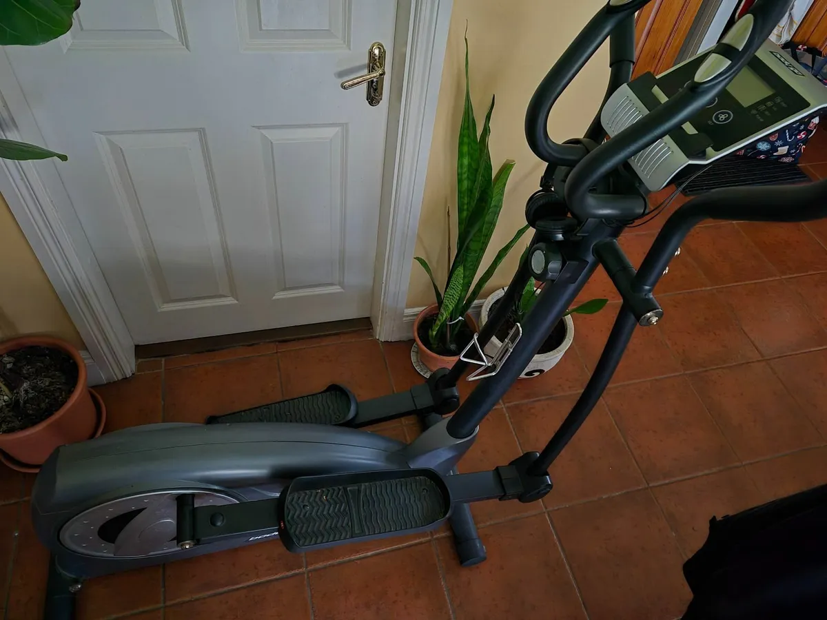 Body Go Cross Trainer - Image 1