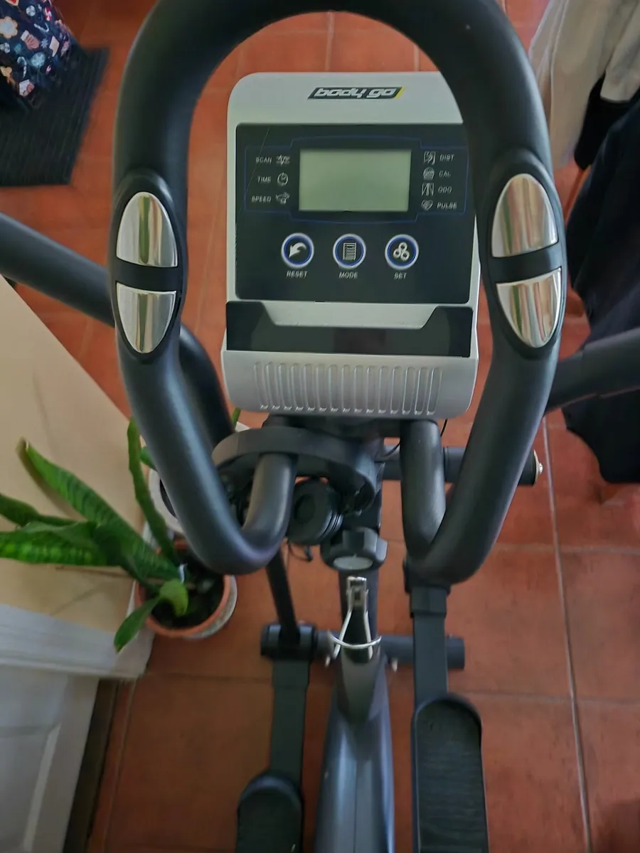 Body Go Cross Trainer - Image 3