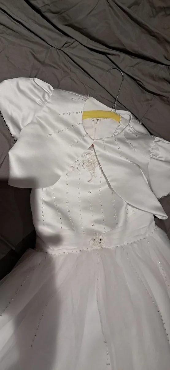 Communion dress & accessories - Image 2