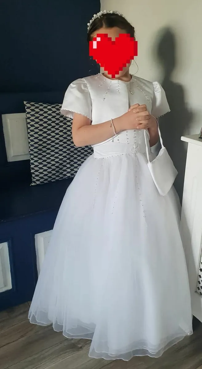 Communion dress & accessories - Image 3