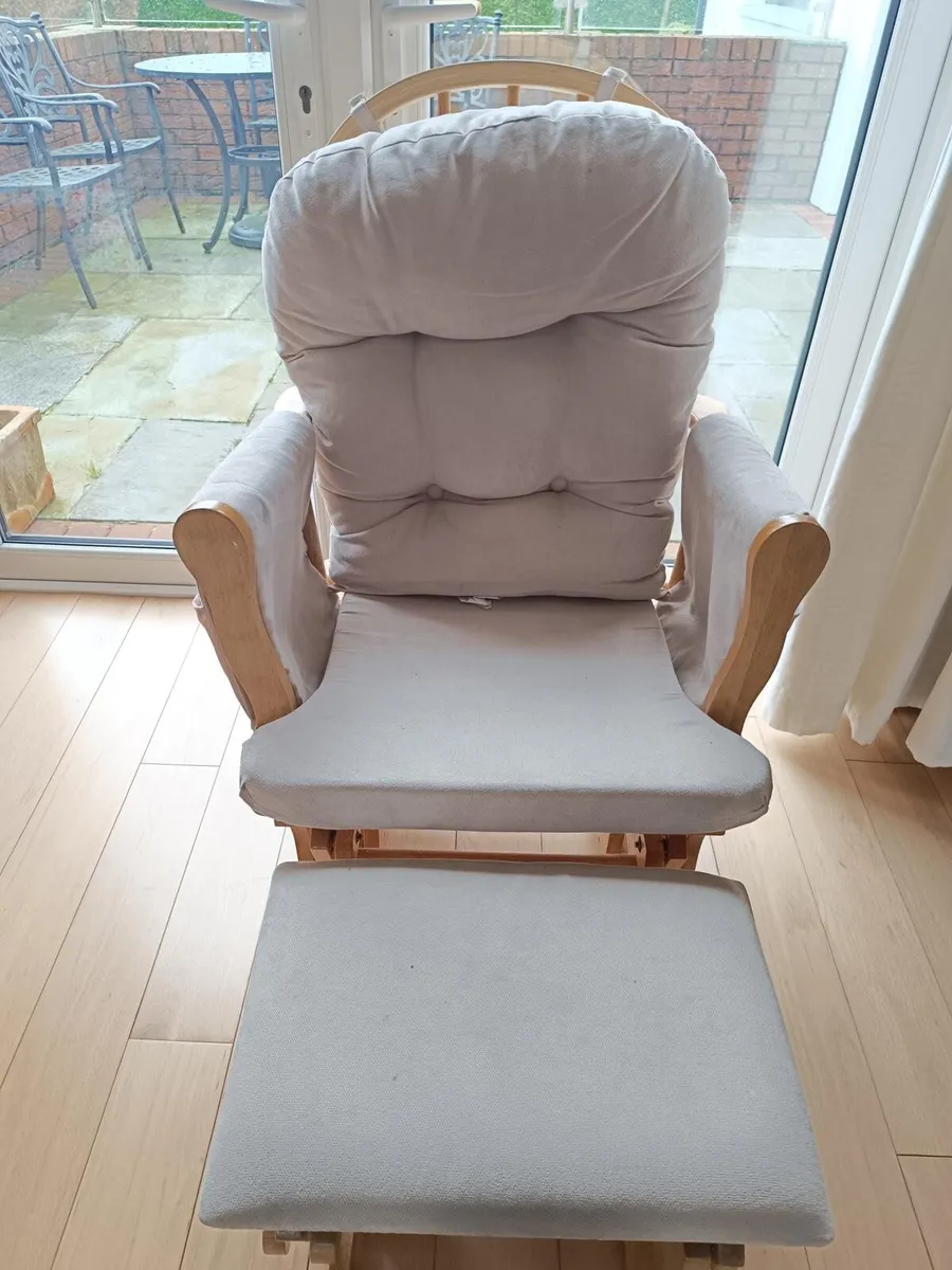 Nursing / gliding chair with footstool solid wood - Image 2