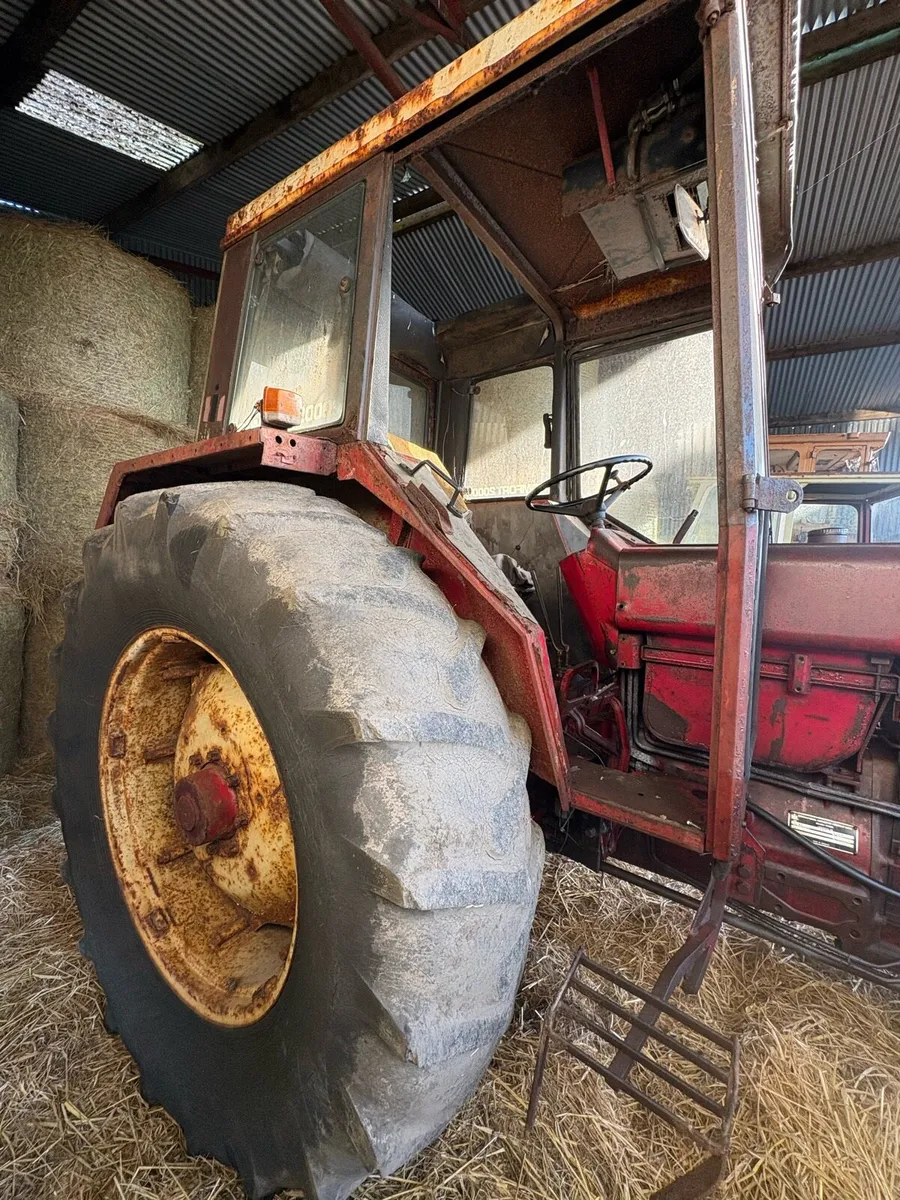 International 1046 - Image 4