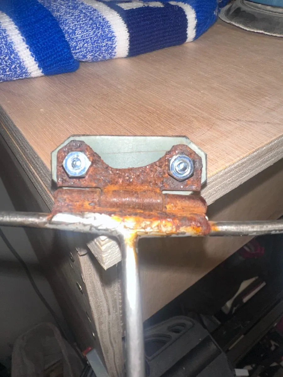 Oldstyle guard - Image 4