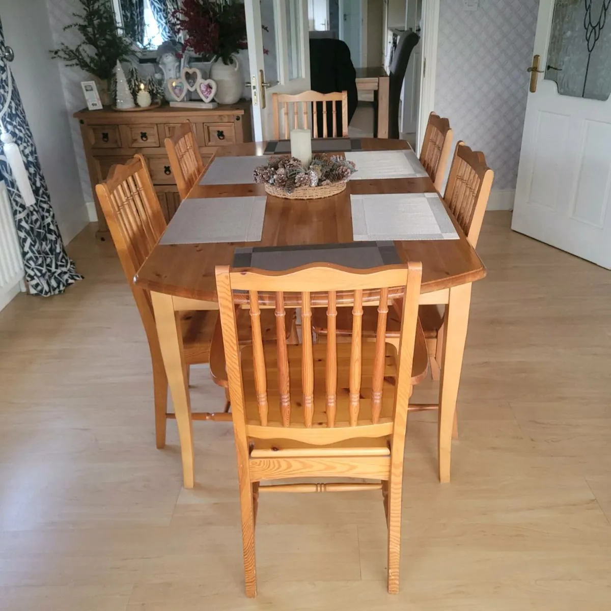 Dinning table & 6 chairs - Image 1