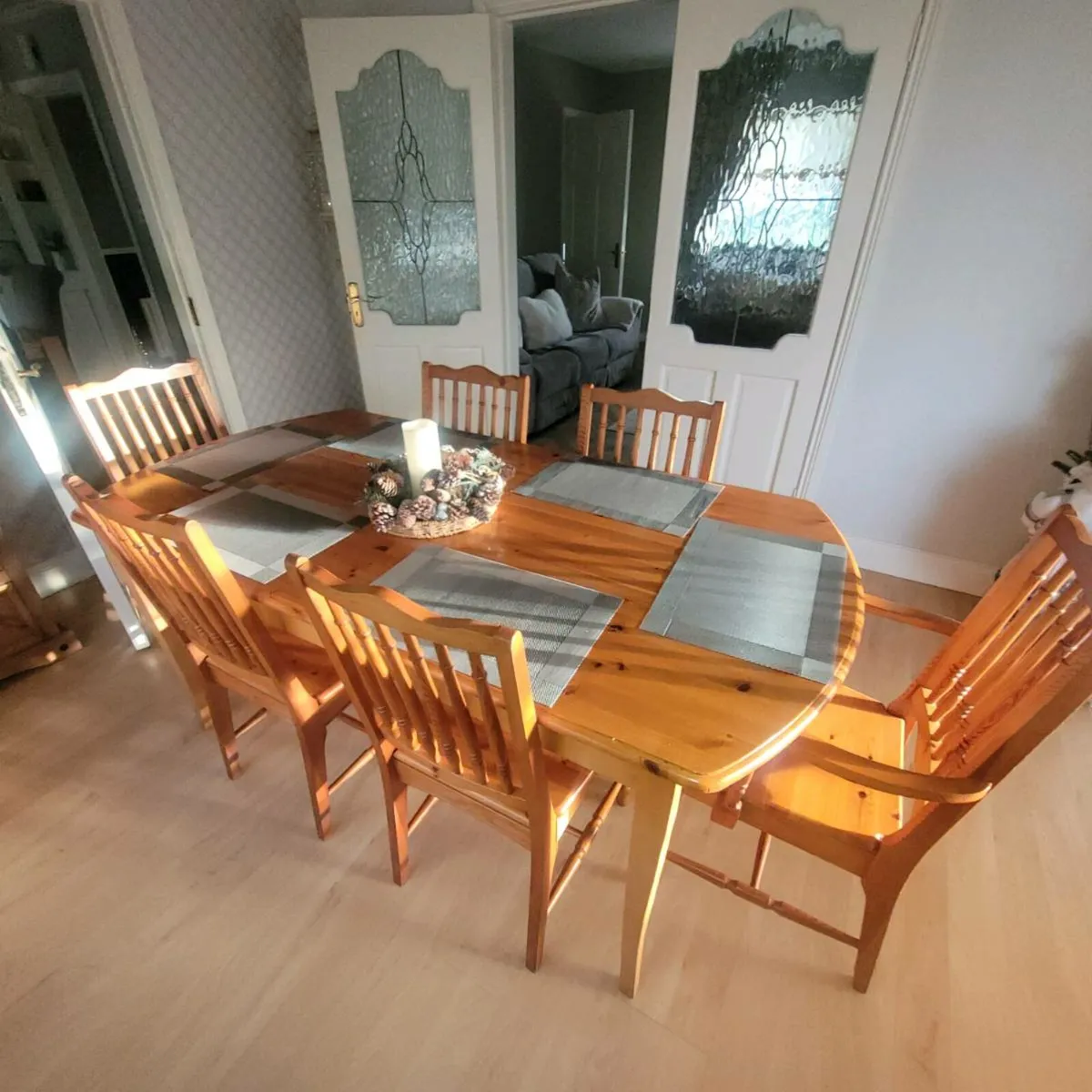 Dinning table & 6 chairs - Image 2