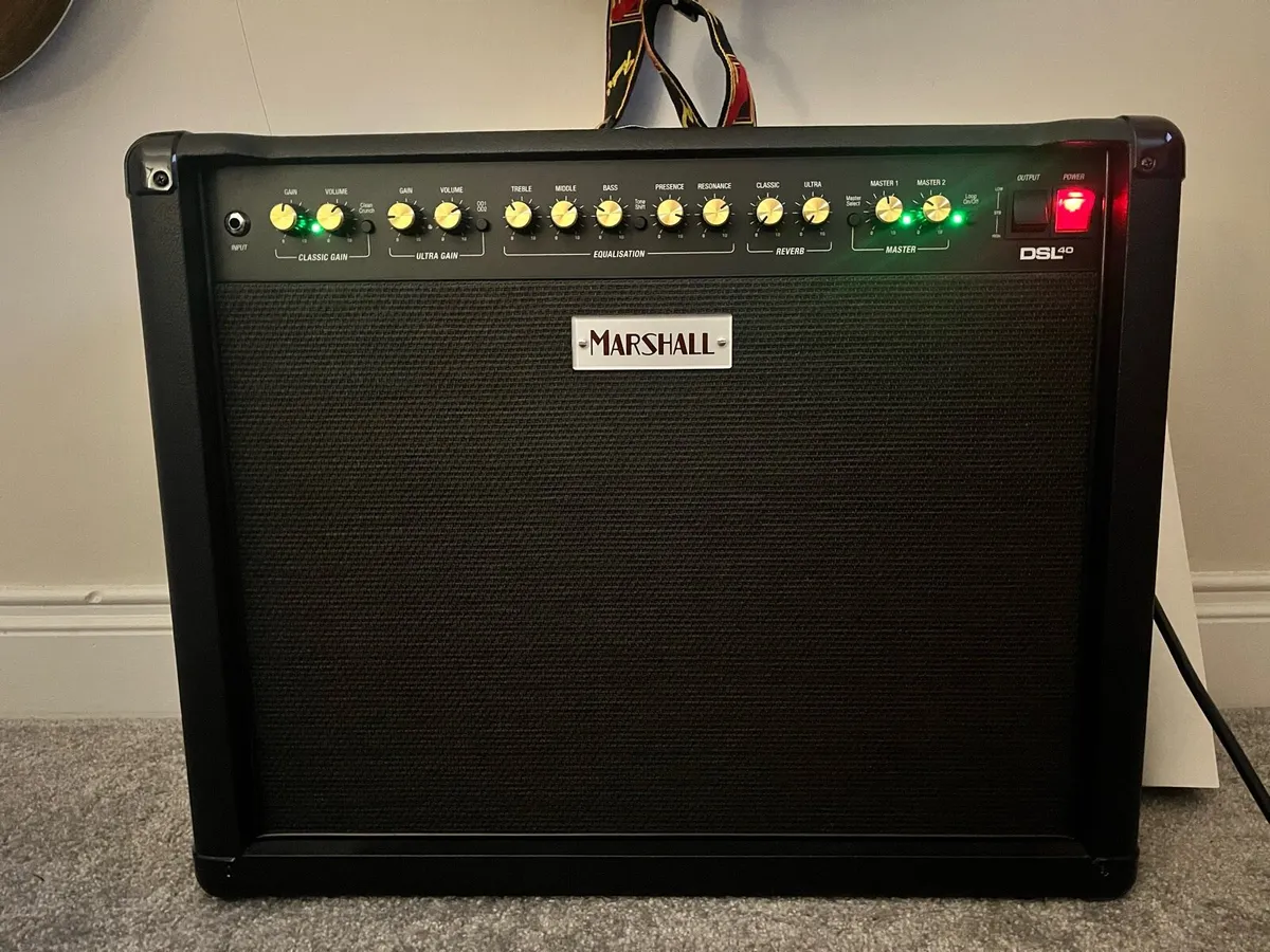 Marshall 40W tube amp DSL40 70th edition - Image 1