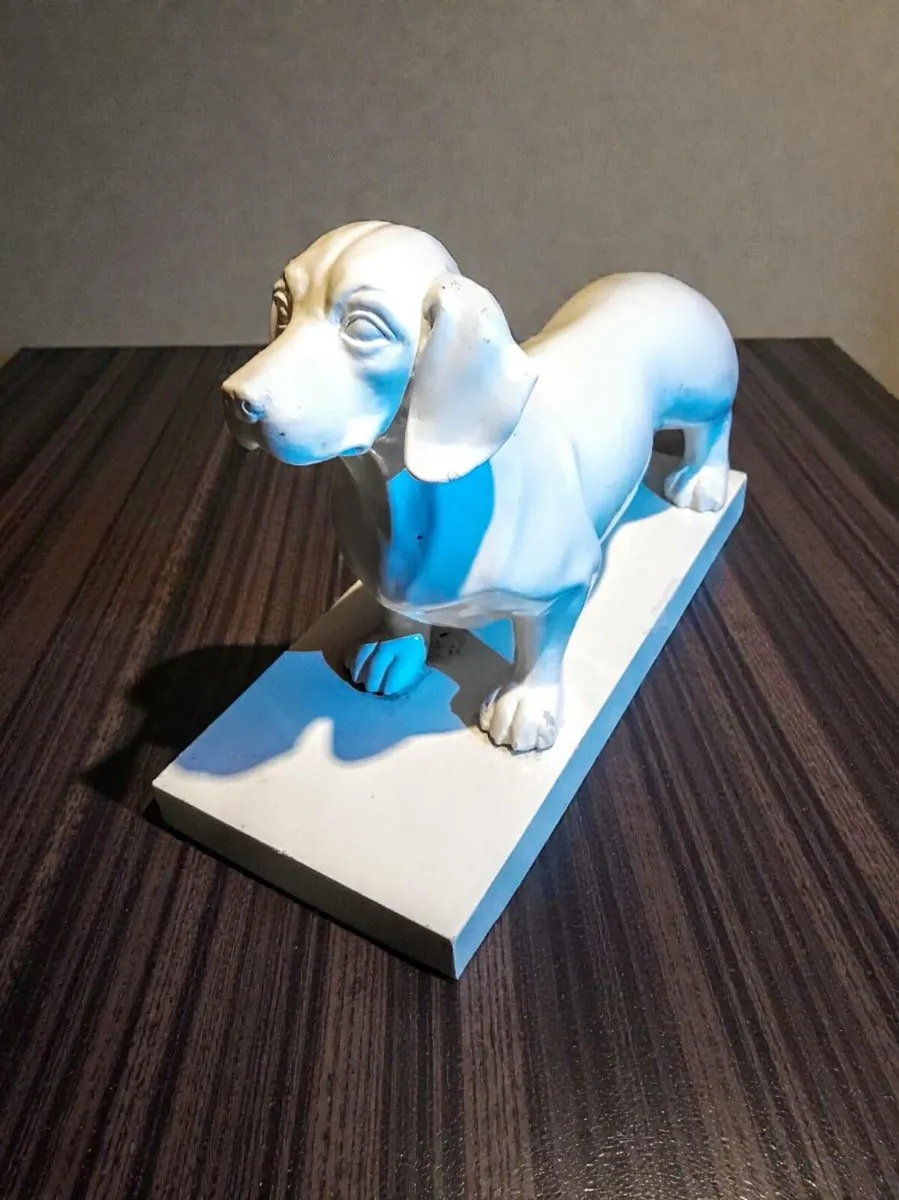 Heavy Dachshund statue 20cm - Image 1