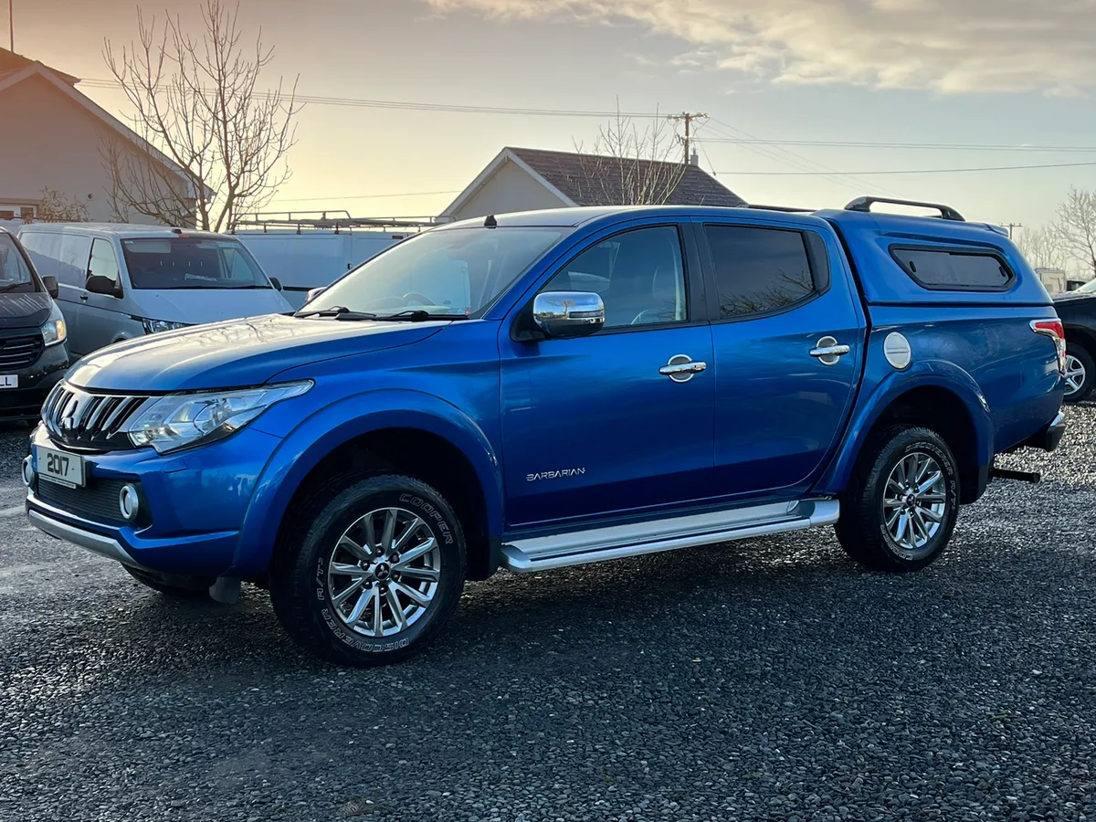 2017 MITSUBISHI L200 2.4 BARBARIAN - Image 4
