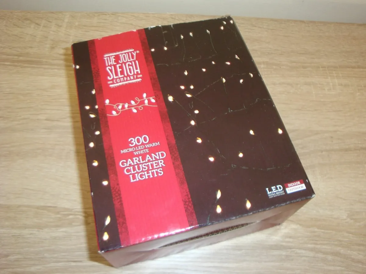 300 micro led warm white garland cluster lights - Image 1