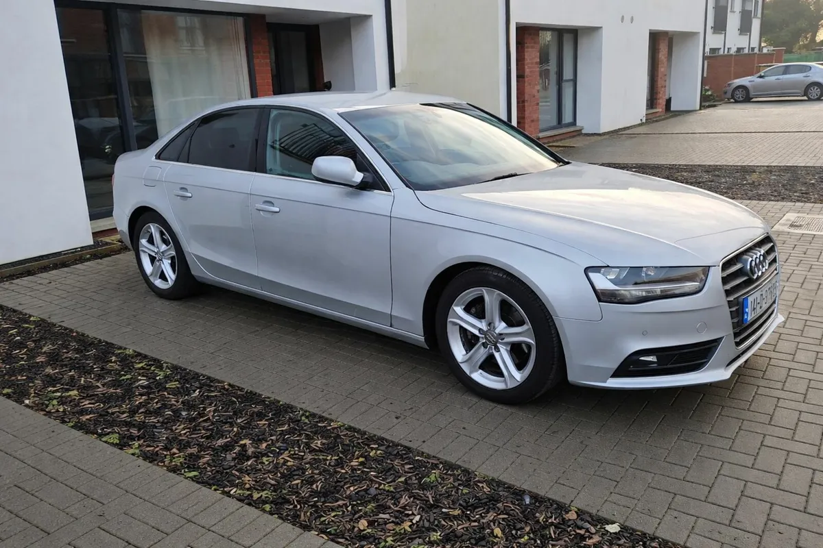 Audi A4 2014 - Image 1