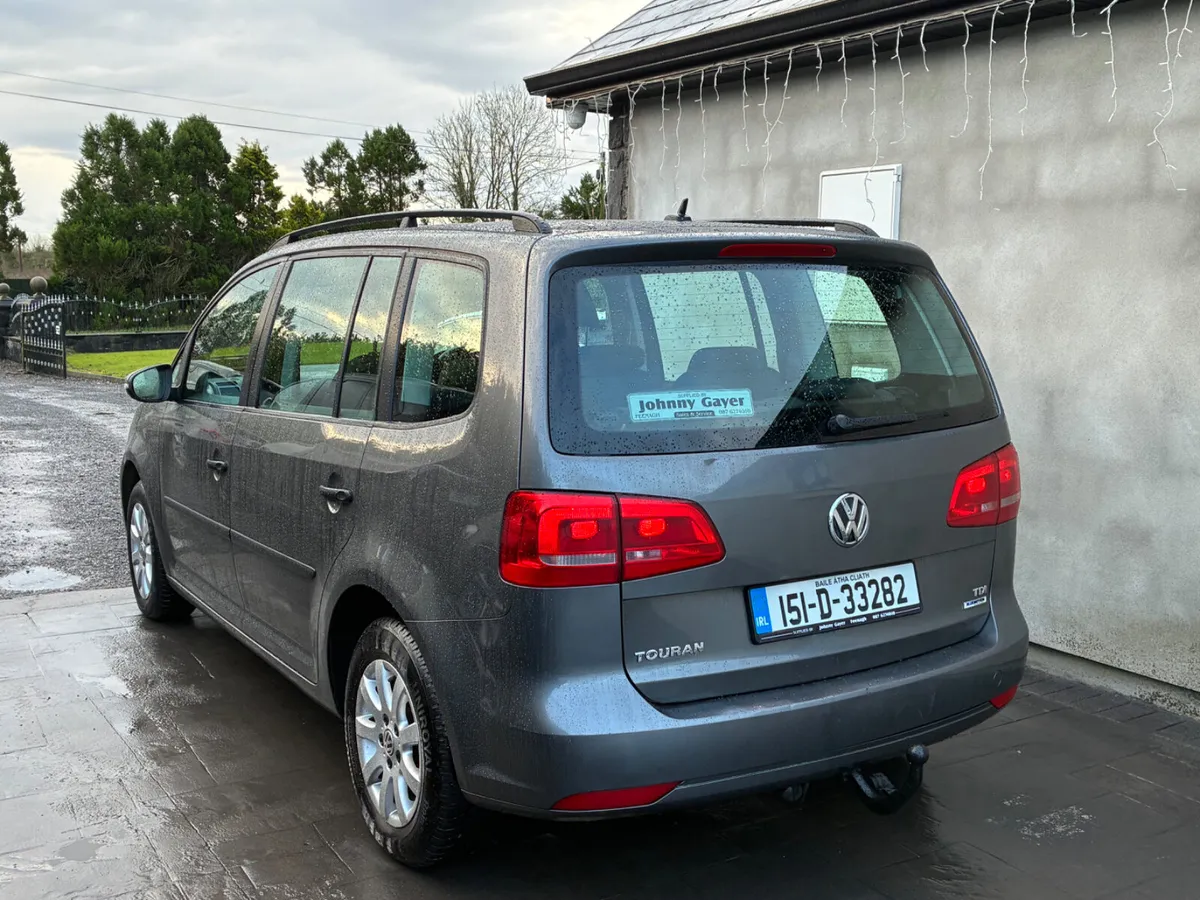 Volkswagen Touran 2015 - Image 4