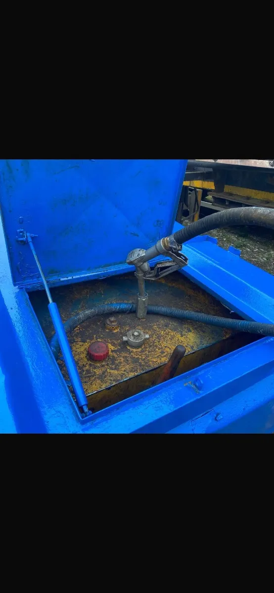 Diesel bowser - Image 2