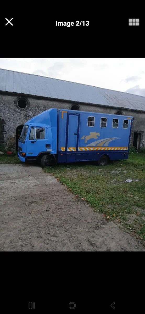 Horse truck - Image 1