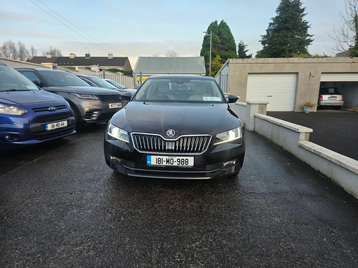 Skoda Superb 2018 - Image 2
