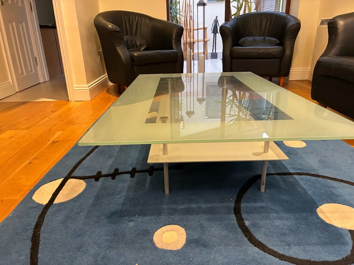 Glass coffee table (Ligne Roset) - Image 1