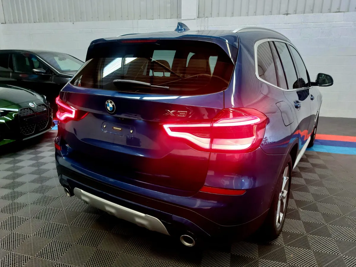 182 X3 2.0D XDRIVE X-LINE ( LOW MILES )(PAN ROOF) - Image 3