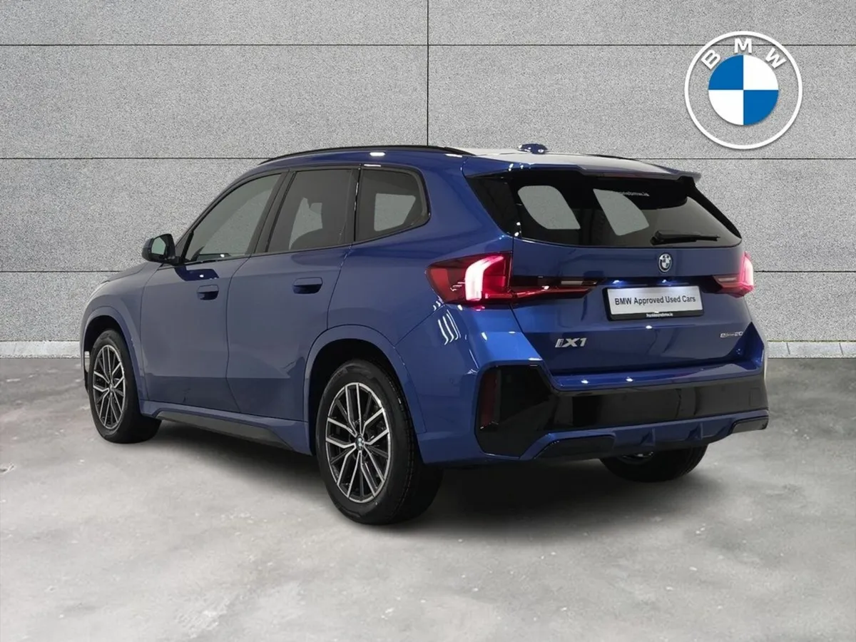 BMW iX1 eDrive20 M Sport - Image 3
