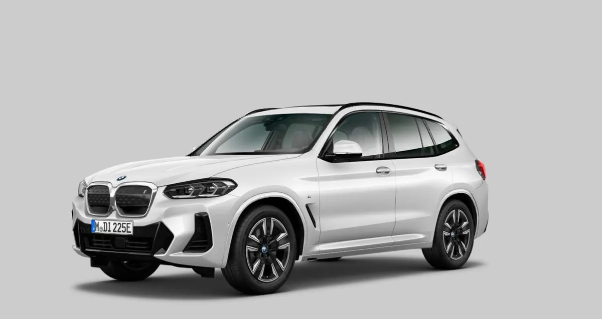 222 iX3 M SPORT ( NEW MODEL ) PANORAMIC  SUNROOF -