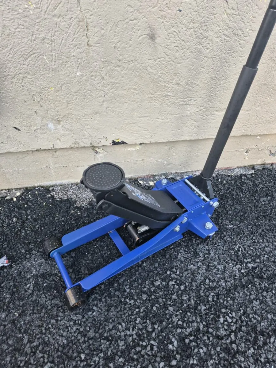 4 ton jack - Image 1