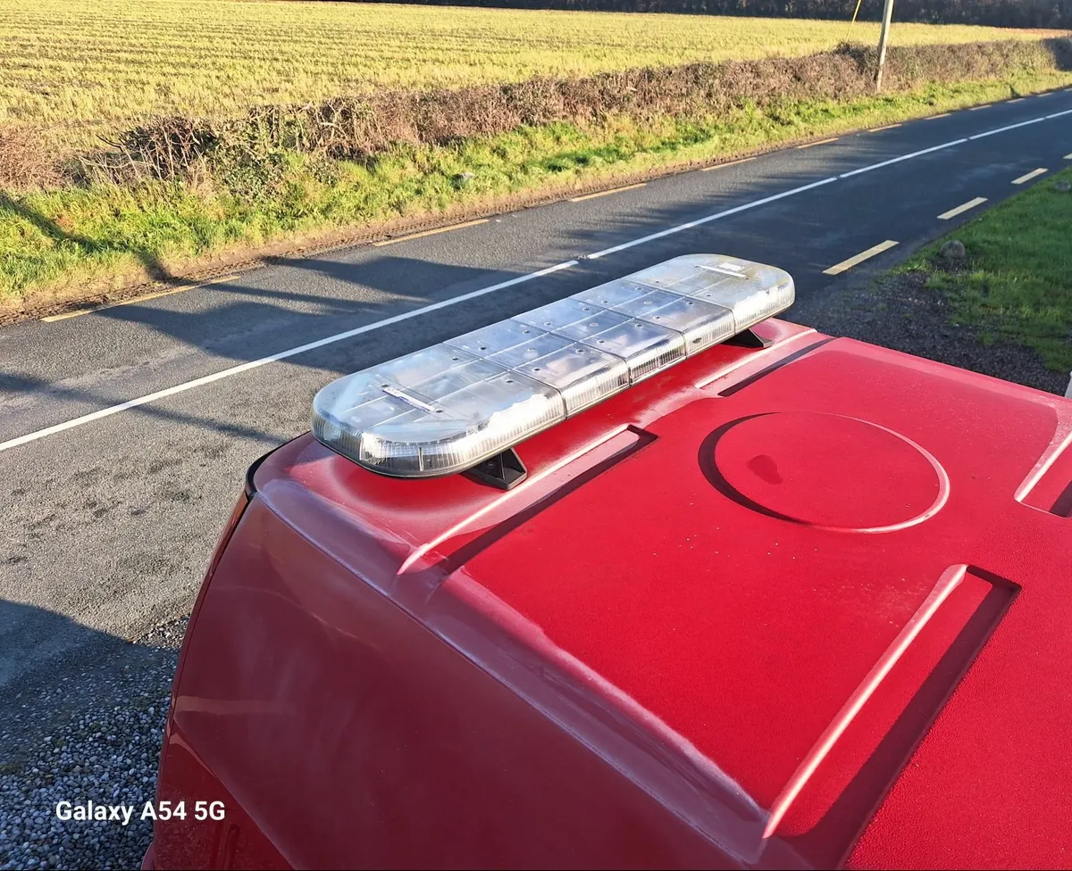 Led light bar Off fire and rescue van - Image 1