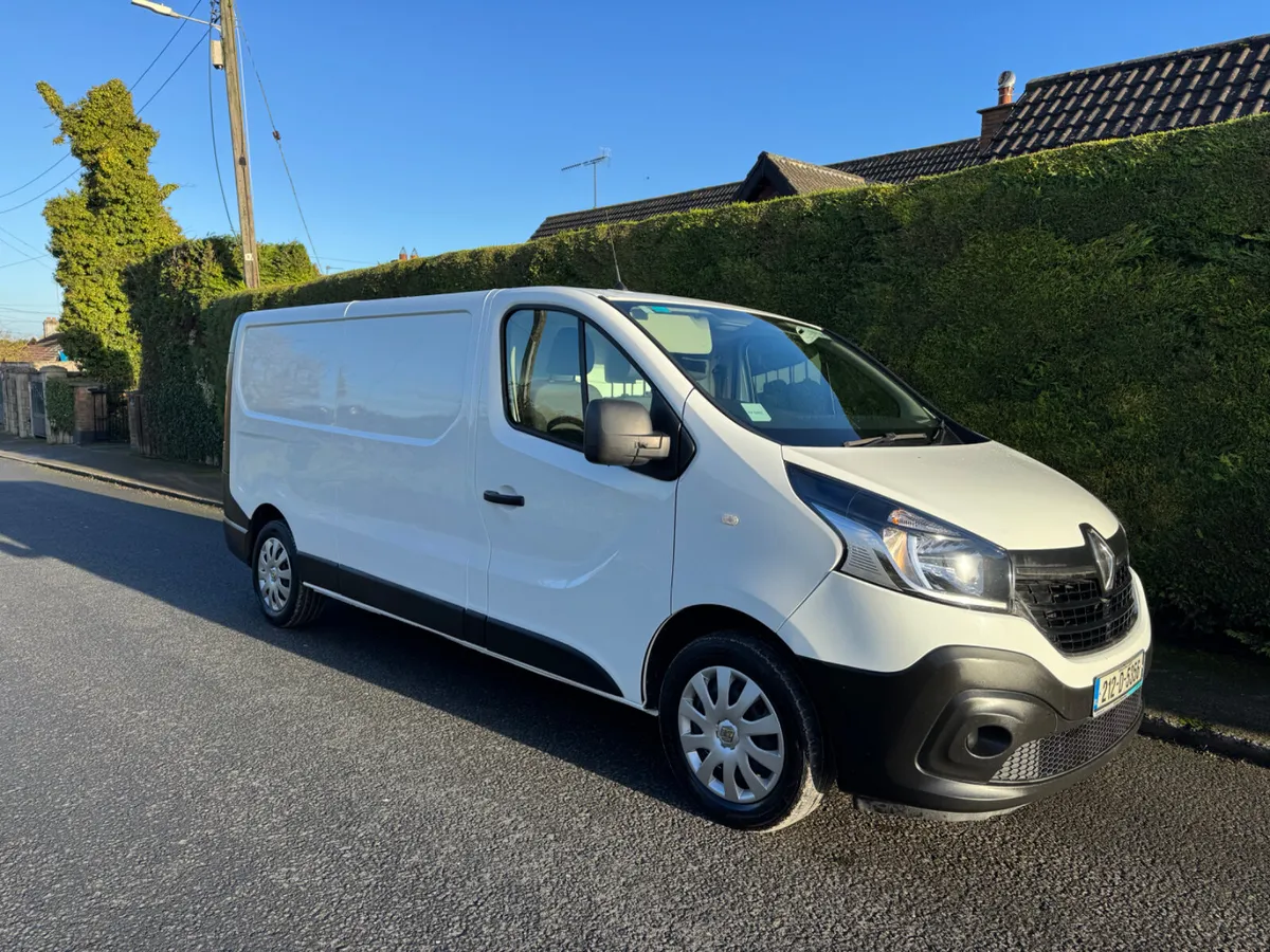 Renault Trafic 2.0 lwb - Image 1