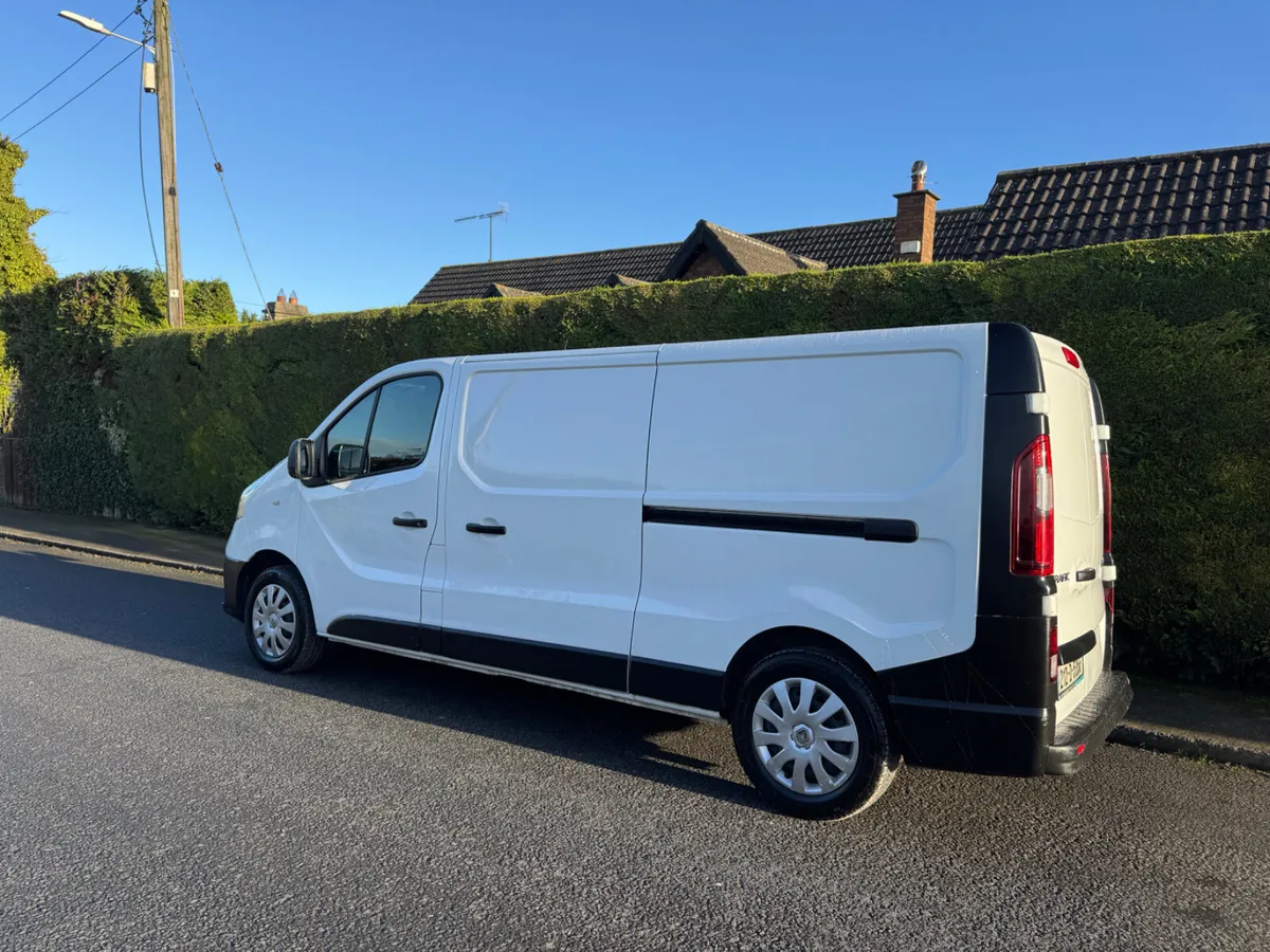 Renault Trafic 2.0 lwb - Image 4