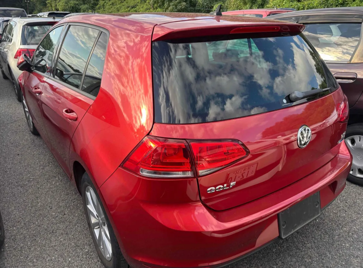 2015 (152) VW Golf 1.2 Petrol - Lounge Edition - Image 2