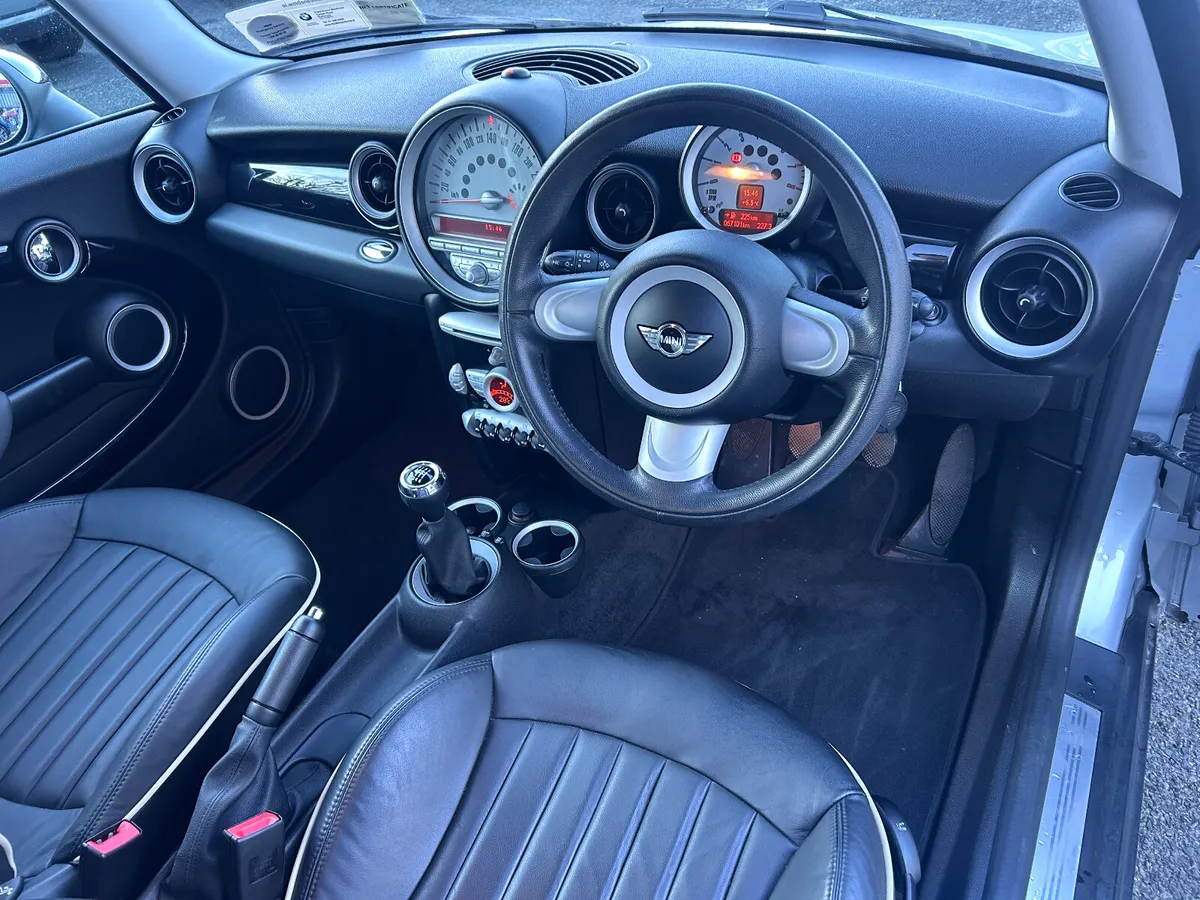 2009 MINI COOPER 1.6 PETROL LOW KMS - Image 2