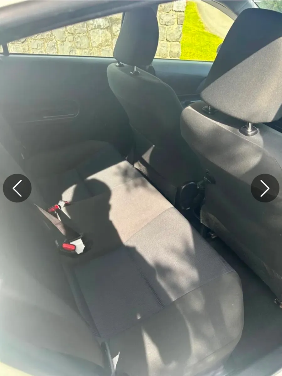 Toyota Aqua 2016 - Image 4