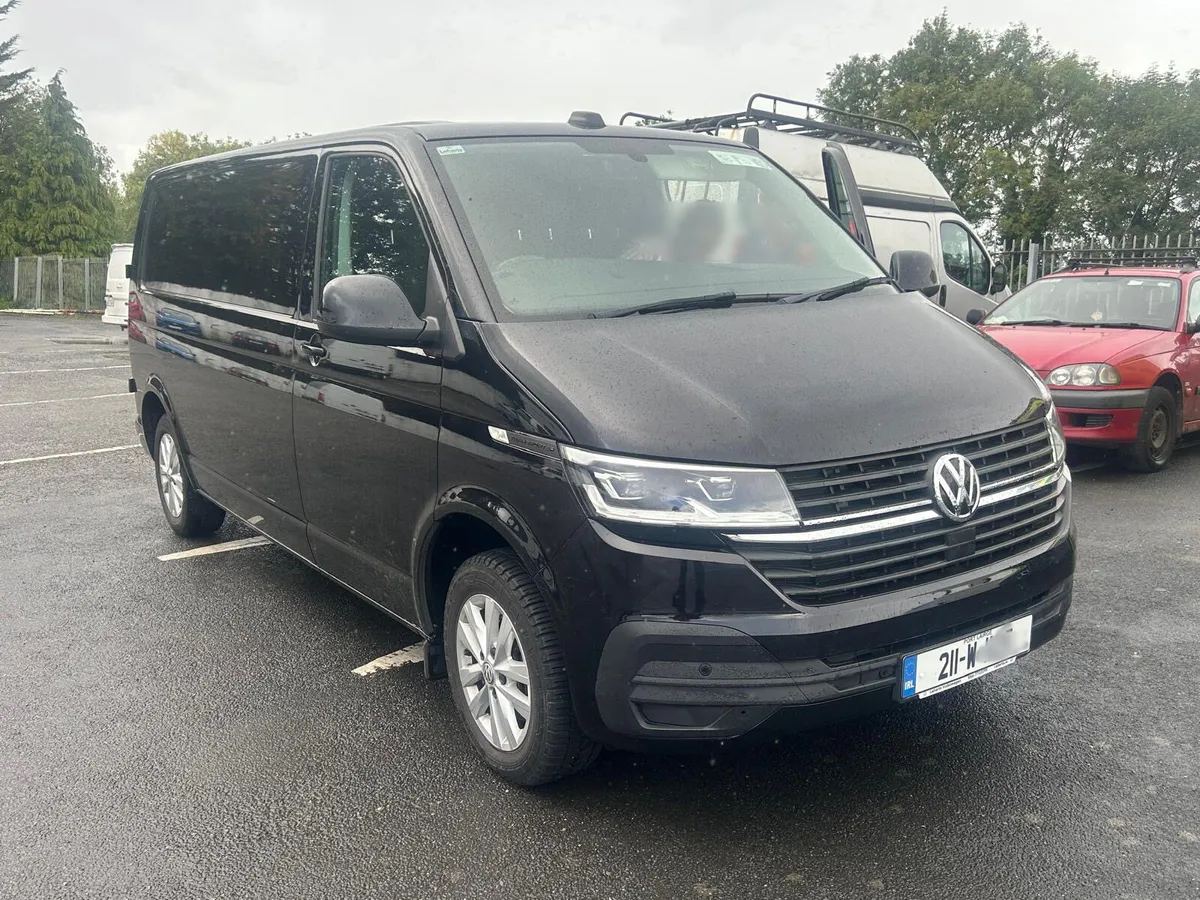 Volkswagen Transporter 2021(low kms)