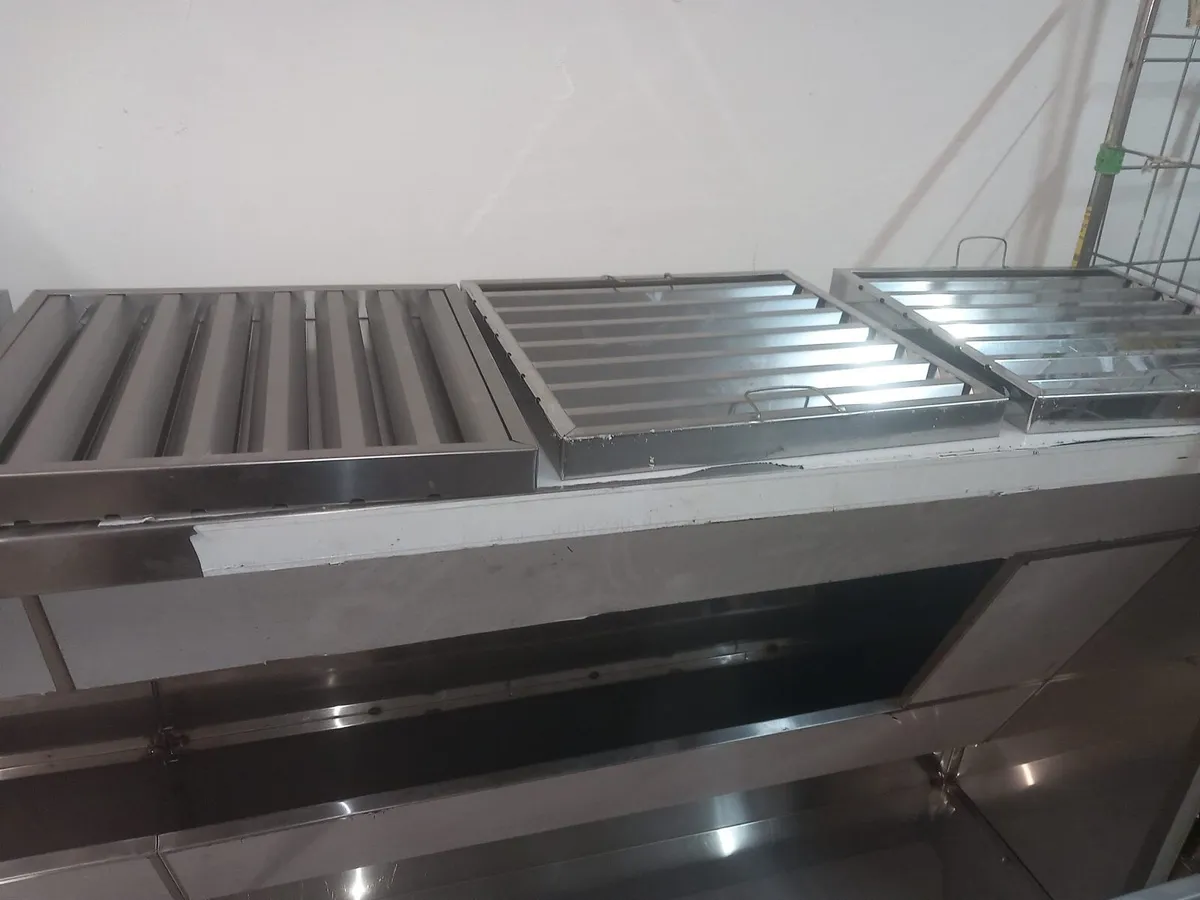 Pizza oven triple door fridge - Image 1