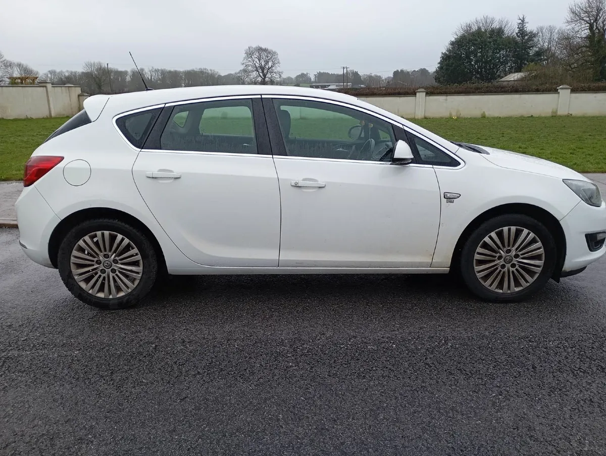 Vauxhall Astra 2014 Excite - Image 1