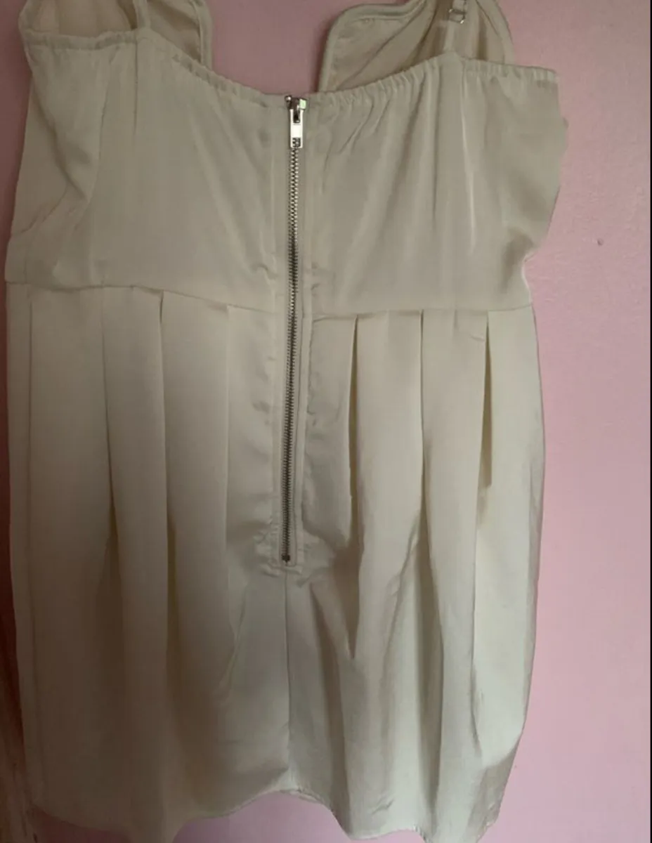 cream wire bow strappy shift dress - Image 2