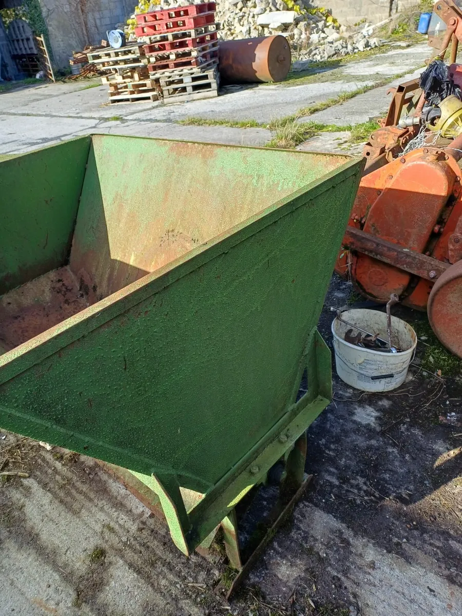 Beet chopper bale spike,bale carrier, - Image 1