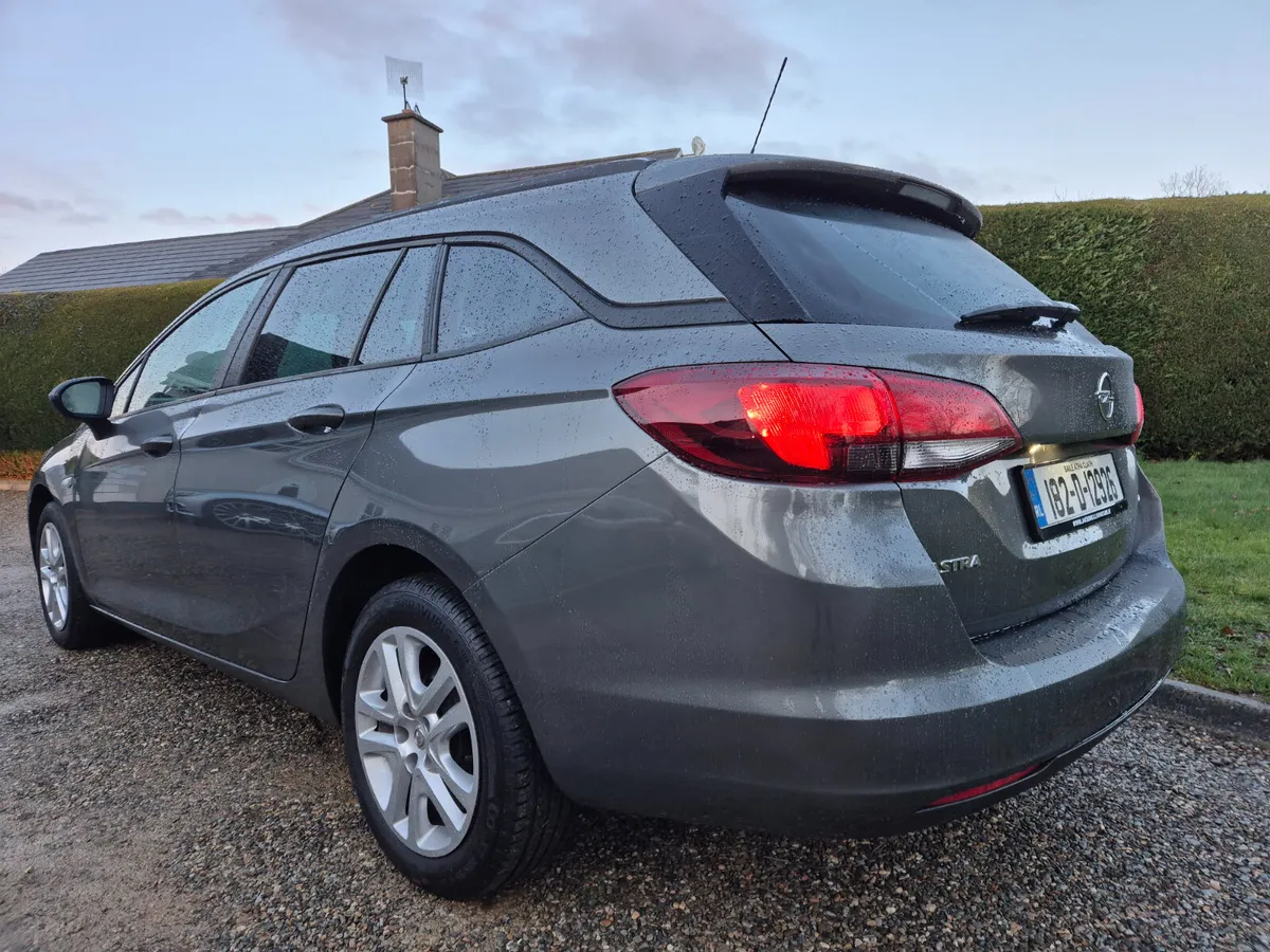 182'OPEL ASTRA 1.6 DIESEL ESTATE - Image 4